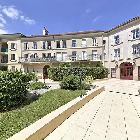 Parkside Plaza 3 *